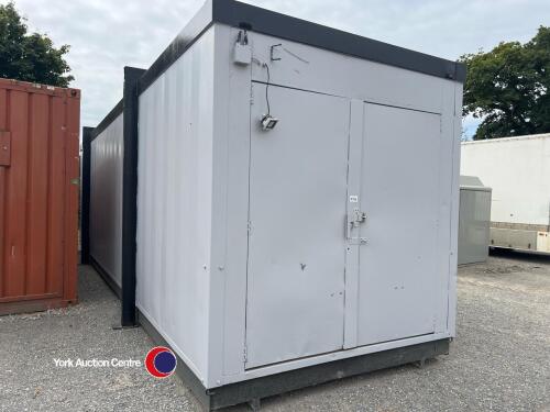 30 ft Steel container VGC