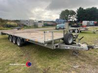 Ifor Williams 3.5T tri-axle 20ft x 8ft flatbed trailer 2020. With new hitch lock and keys, and unused spare wheel. Key in office