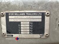 Ifor Williams 3.5T tri-axle 20ft x 8ft flatbed trailer 2020. With new hitch lock and keys, and unused spare wheel. Key in office - 5