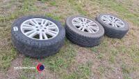 3 x Landrover Discovery 4 alloy wheels and tyres - 4