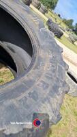 2 x Michelin 620/70/42 tyres - 3