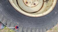 Pair 10.5 85. 15.3 wheels tyres and stub axles - 3