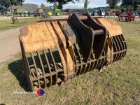 Digger stone riddle bucket - 4