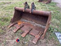 Digger bucket - 2