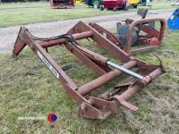 Quicke 2230 loader with Case David brown 4cyl brackets