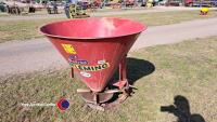 Fleming fertiliser spreader - 2