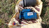 2 x Ford 40-series starter motors - 2