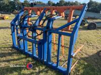 8ft push off buckrake on Manitou brackets - 3