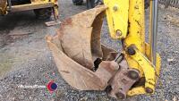 New Holland LB110 backhoe digger, FX54 HHR, 2914 hours, current V5, just come off self-build and no longer required., key in office - V5 in office - 5