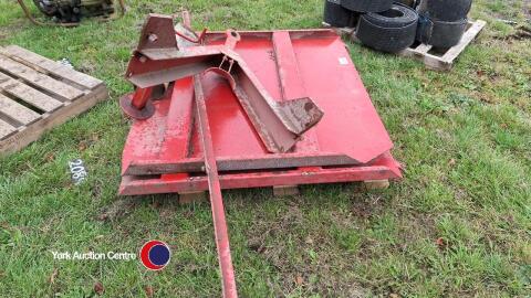 Pair of internal potato boards for Triffitt trailer and bolt-on towing eye.