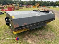 Bobcat 1.9m bucket brush - 2