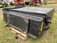 Bobcat 1.9m bucket brush - 4