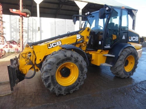 JCB TM320 Agri pivot steer telescopic handler, pallet tines, pin & cone, Michelin 500/70R24 tyres, LED worklights, pick up hitch, 1589 hours, NT16 ERX