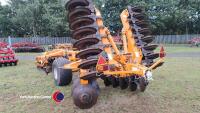 Simba Solo 3m cultivator, good working order, Pro lift legs, DD packer, original manual (in office) - 5