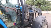 NH TL90 4wd tractor c/w Quicke Q750 loader. CN03 AYM, key in office - 5