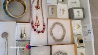 Tray of boxed good quality jewellery marked .925, Alpaca, M&S, Sarah Coventry etc - 3