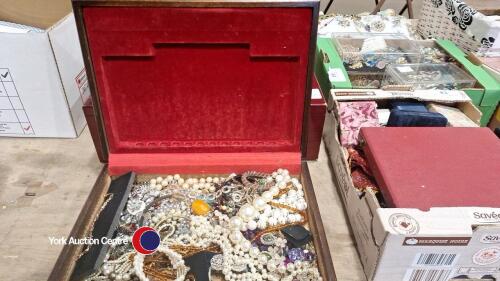 Wooden box of jewellery