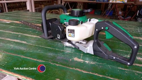 Bug-Airflo LD3 8LA 2-stroke hedge cutter