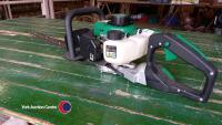 Bug-Airflo LD3 8LA 2-stroke hedge cutter