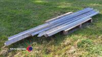 Pallet of security fencing - 3