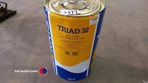 New 25ltr Morris Triad 32 hydraulic oil