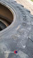 2 x 600/70/34 wheels - 3