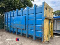 35 cu.m enclosed hooklift bin