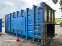 35 cu.m enclosed hooklift bin - 5