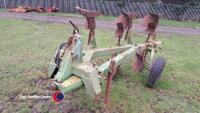 Dowdswell 3F reversible plough - 2