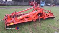 Kuhn HR 4003 power harrow, q fit tines, bout markers