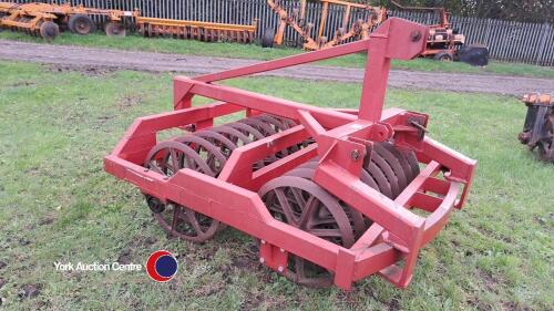 Steering front tractor press