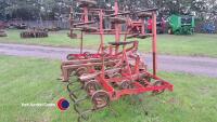 Triple K spring tine cultivator with manual wings - 2