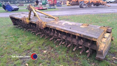 5m Bomford Dynadrive c/w good wearing metal