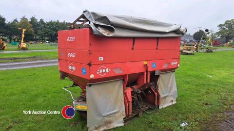 Kuhn Axera-M 1102 fertiliser spreader, 2005