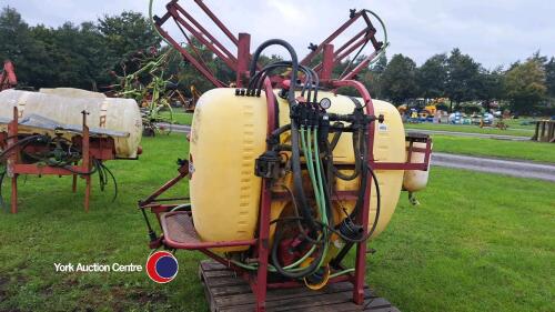 Hardi LX800 sprayer