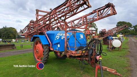 Gem trailed sprayer c/w control box