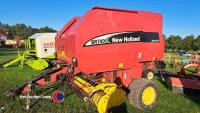 New Holland BR740 baler, 39000 bales, electric controls, rotofeed - Control box & manual in office - 3