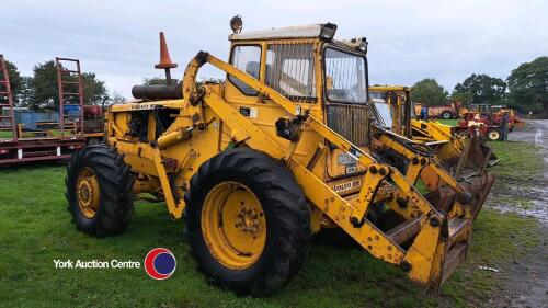 Volvo BM LM621 loading shovel, pallet tines and bucket, key in office