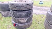 4 x 11R22 wheels and tyres - 4