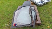 Pair of IH tractor doors and rear window - 3