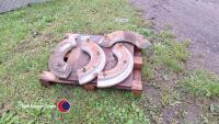 Tractor wheel weights