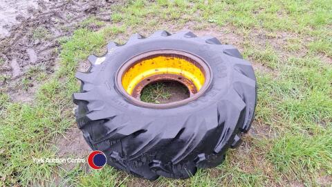 JCB Sitemaster 12.5/90/18 wheel and tyre, sound