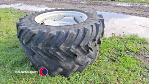 13.6x28 tyres with Massey Ferguson wheel centres