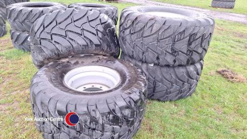 Set 4 x 560-60R22.5 Mitas tyres on 10 stud rims, new