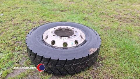 10-stud lorry wheel 295 / 80 R22.5