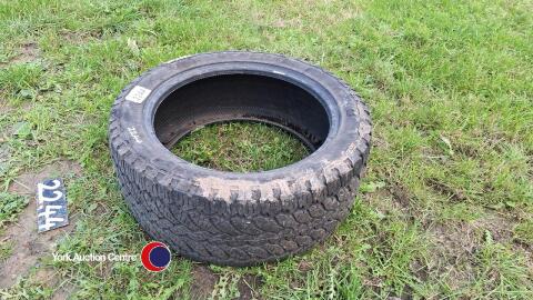 275/45R20 General Grabber A3 tyre, good tread