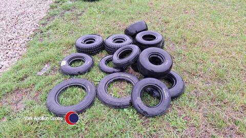 Quantity of new solid rubber tyres