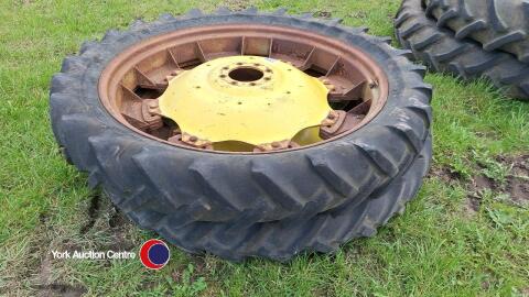 Set of row crop wheels