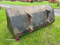 5ft tractor bucket, Trima brackets - 3