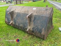 5ft tractor bucket, Trima brackets - 4